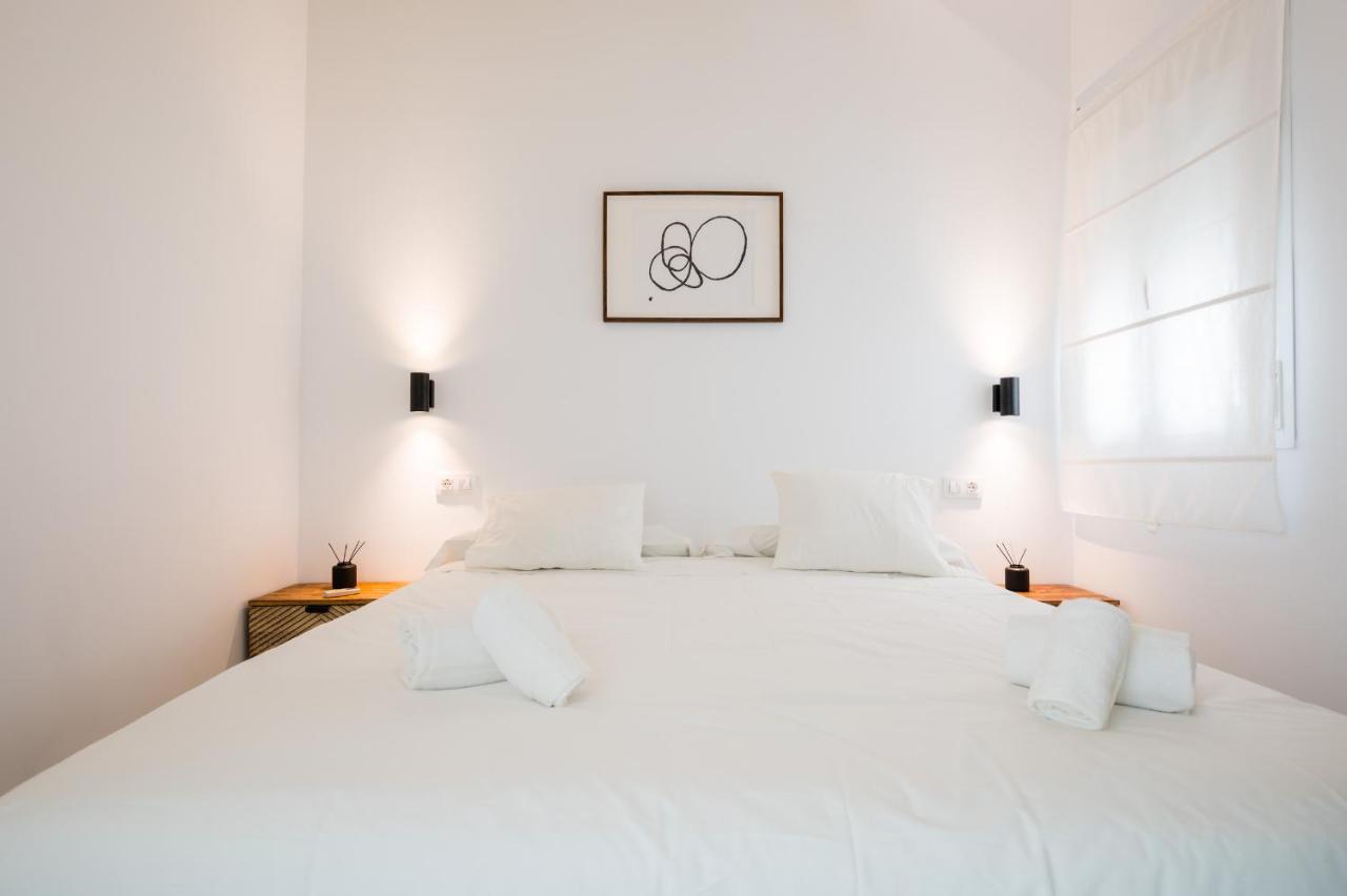 Duplex With Terrace- 2bd 2bth- Arenal * Séville